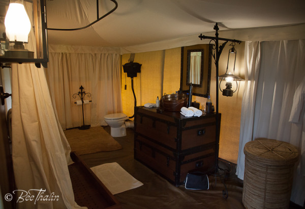 Pioneer tent camp, tanzania